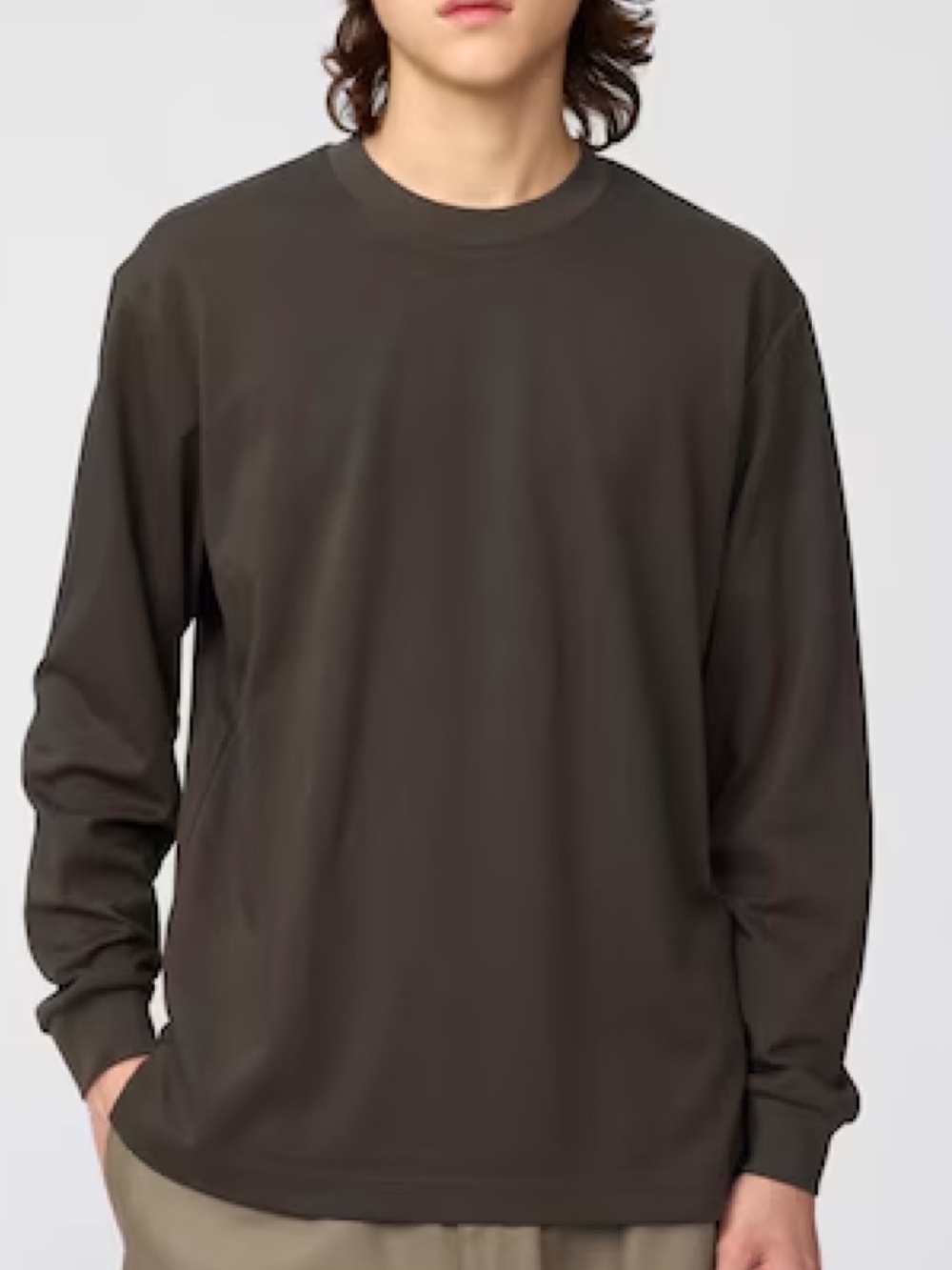 Uniqlo | T-Shirt | Uniqlo AIRism Cotton T-Shirt Long Sleeve | Dark Brown